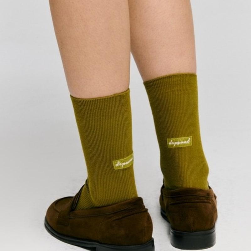 DEPOUND Cursive Logo Socks - Olive