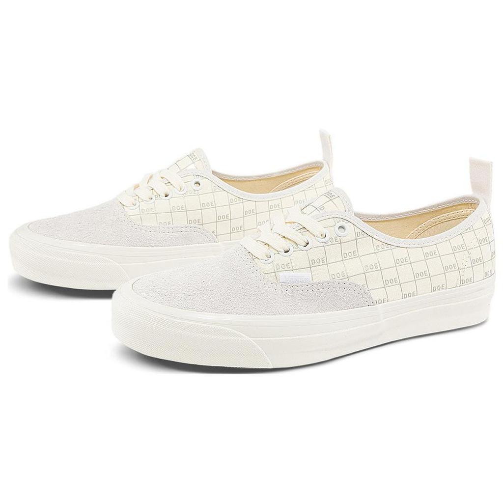 Vans Doe X  Vault Authentic Lx Durable Breathable Low-Top Skate Shoes Unisex Sneakers White VN0A5FBDCAB