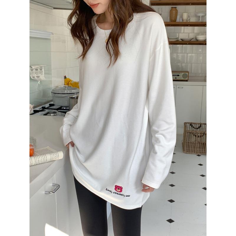 

Thickened White T-shirt for Women s Bottoming Shirt for Autumn and Winter New Loose Strawberry Bear Embroidered Top XXL
