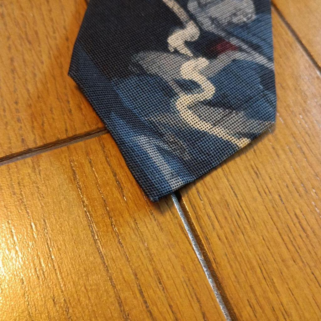 Used Armour Tie Tie Beautiful Condition Navy Japanese Pattern Watercolor Painting Armour Tie