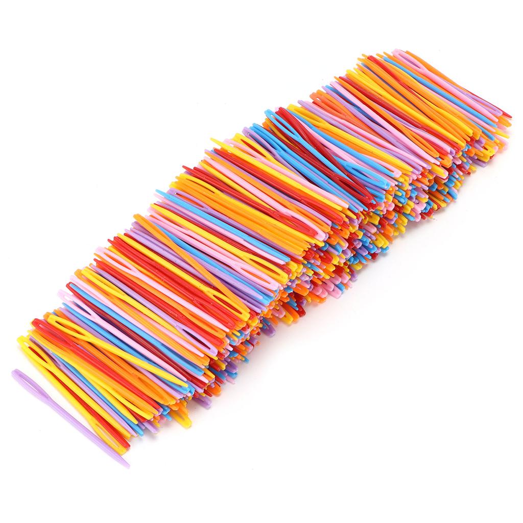 1000 ks Plastové šicí jehly Bezpečné Velké oko Barevné Pletací jehlice pro Děti Háčkování Darning