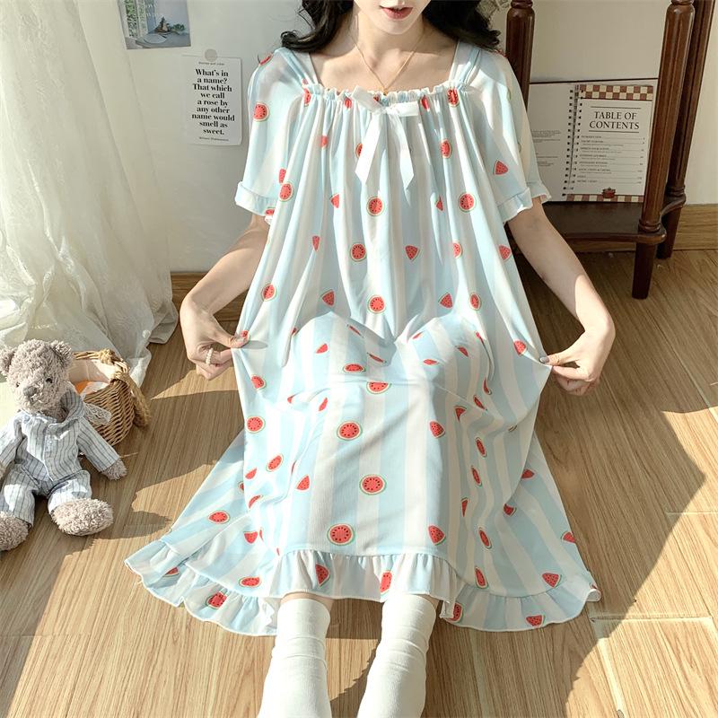 Women's Plus Size Ice Silk Nightdress - Summer Over-the-Knee, High-End, Loose Fit, Thin Section for Sizes Up To 300 Jin