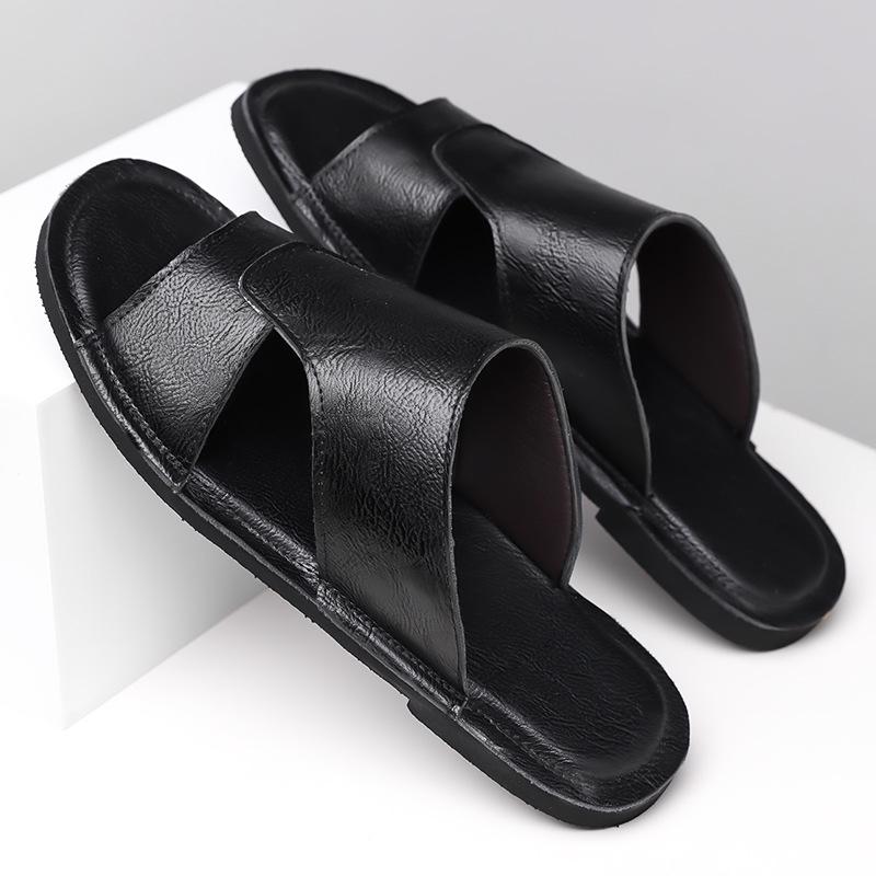 Fashion Solid Color Fashion Casual Leather Slippers for Men Summer New Designer Shoes Male Big Size Driving Roman Slippers Man