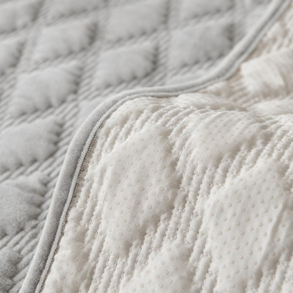 Nordic Style Sofa Slipcover Non Slip All Season Thickened Flannel Winter Plush Couch Cover for Living Room