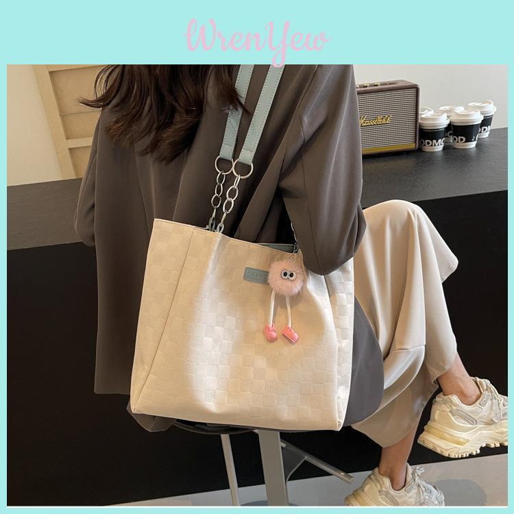 Trendy 2024 Summer Fashion Single Shoulder Tote Bag For Women Stylish Large Capacity