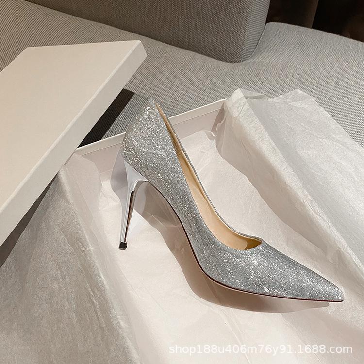 

[Spot] Silver high heels women s 2025 new pointed-toed stiletto crystal wedding shoes Xiuhe wedding dress is not tired Size 33 can be customized