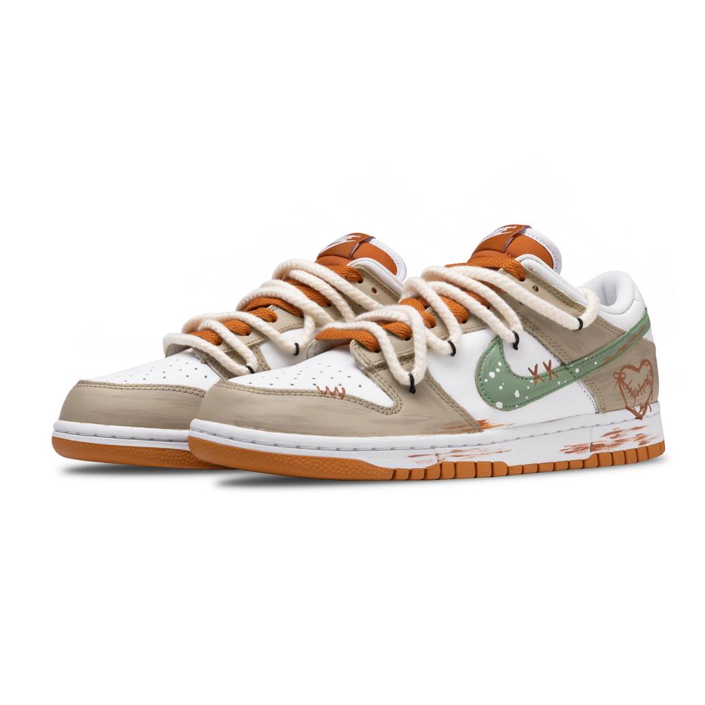 Nike Dunk Love Trace Abriebfeste Low-Top Skateboard-Schuhe Unisex Hellbraun FQ6965-700(Team692-)
