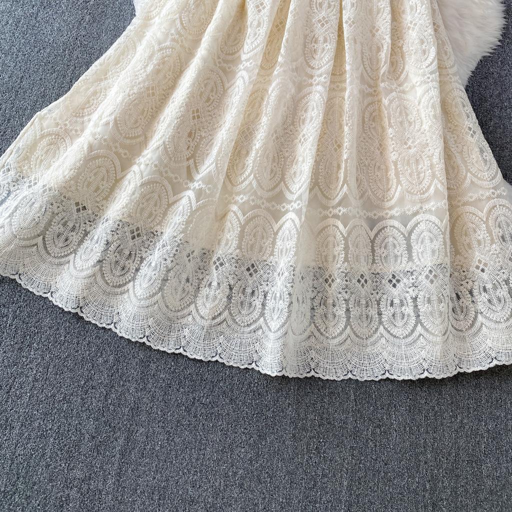 High Quality Runway Design Embroidered Beaded Round-Neck Wedding Dress for Women Summer Lace Crochet Slim Pleated Dress