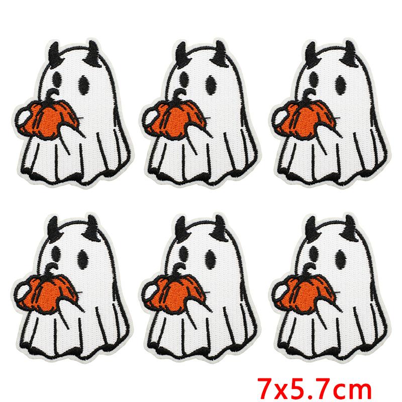10pcs /Lots Cartoon /Halloween Series Horrible Pumpkin Head Iron On Embroidered Patches Diy Ghost Basketball Iron On Patches 