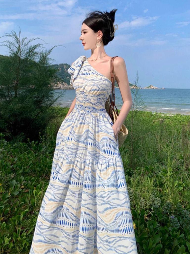 French Oil Painting Style One-Shoulder A-Line Beach Dress