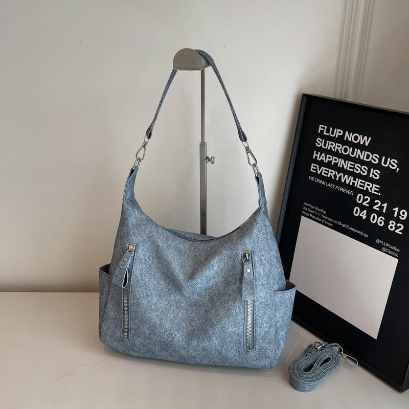 

Frosted messenger bag women s autumn and winter 2025 new fashion tote bag niche student large-capacity portable commuter bag синий