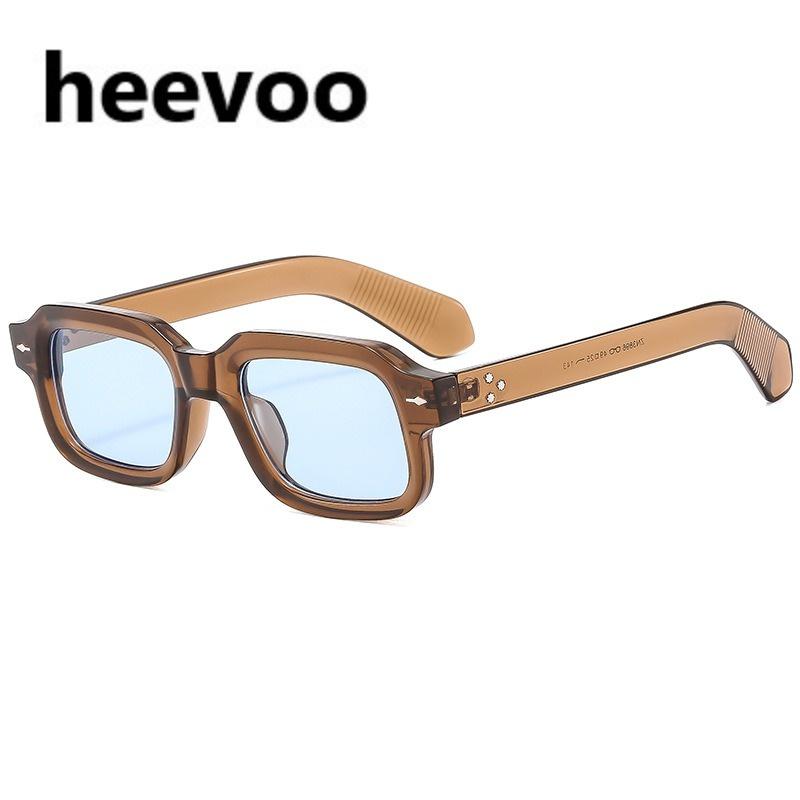 Vintage Square Sunglasses Men Women Retro Rivets Rectangle Sunshade UV400 Protection Fashion Brand Eyewear