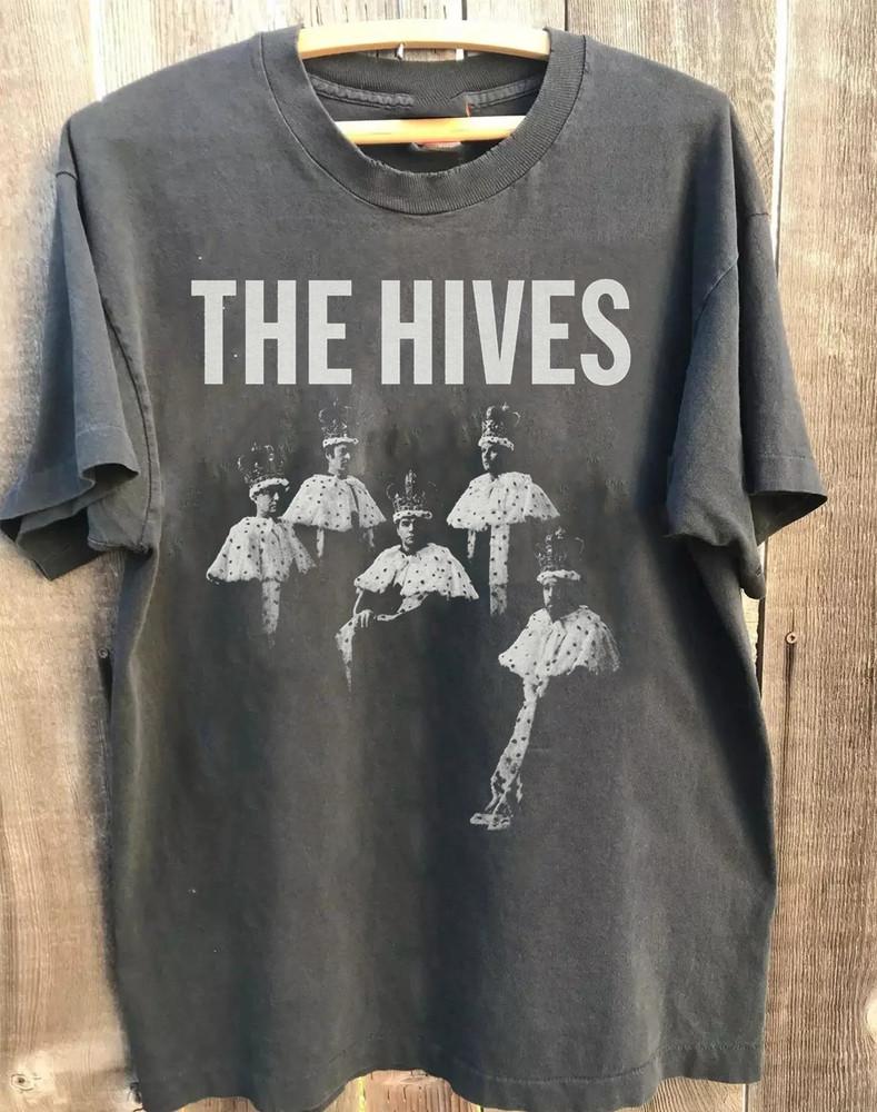 Collection The Hives World Tour 2025 Band Gift Full Size S to 5XL T-shirt QA319 Unisex T-Shirt XL