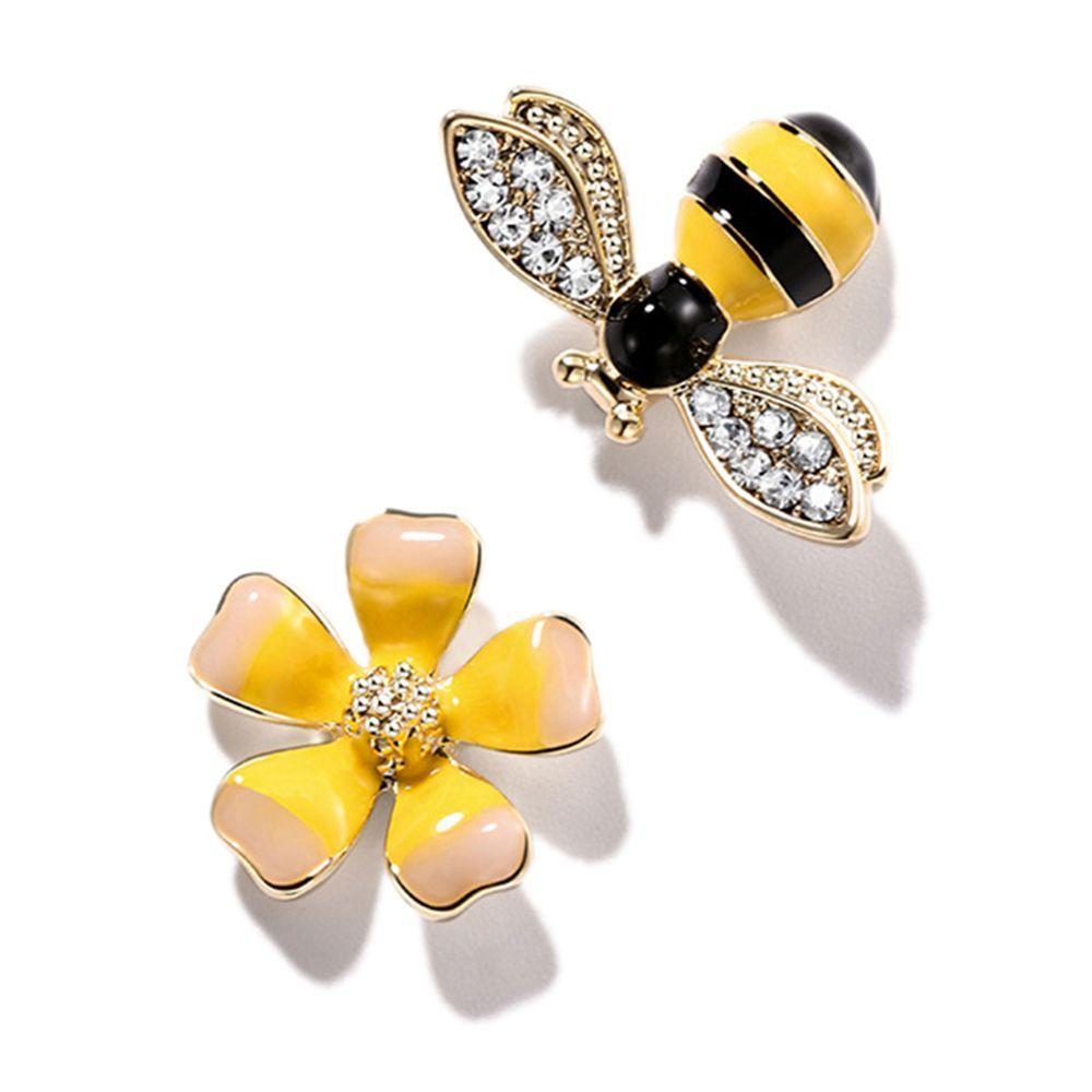 

Insects Bee Flower Fashion Jewelry Girls Stud Earrings Ear Stud жовтий