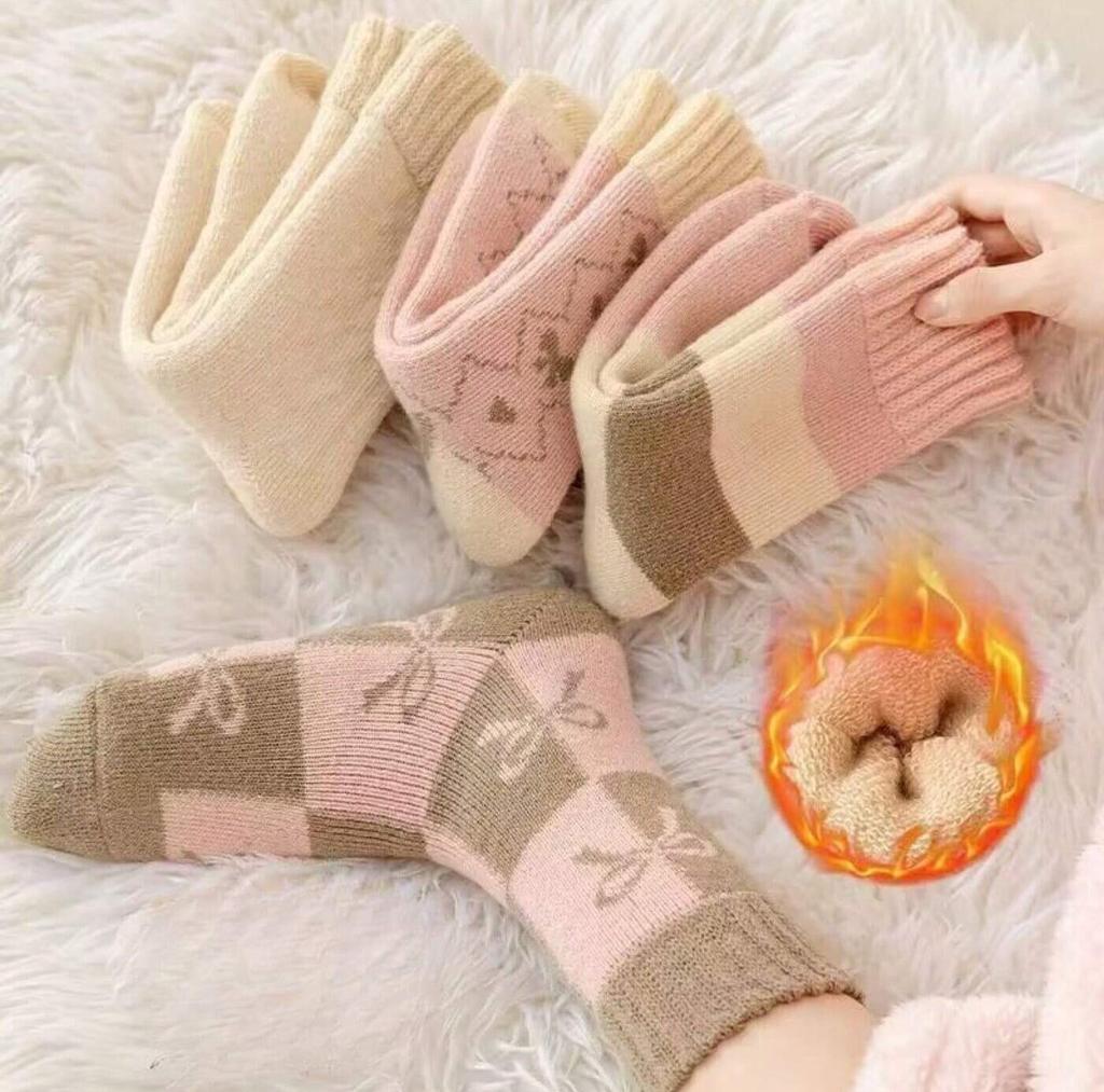 4 Pairs Women's Autumn Winter Warm Fleece-Lined and Thickened Plush Socks Mid-Calf Length for Sleeping and Floor Work