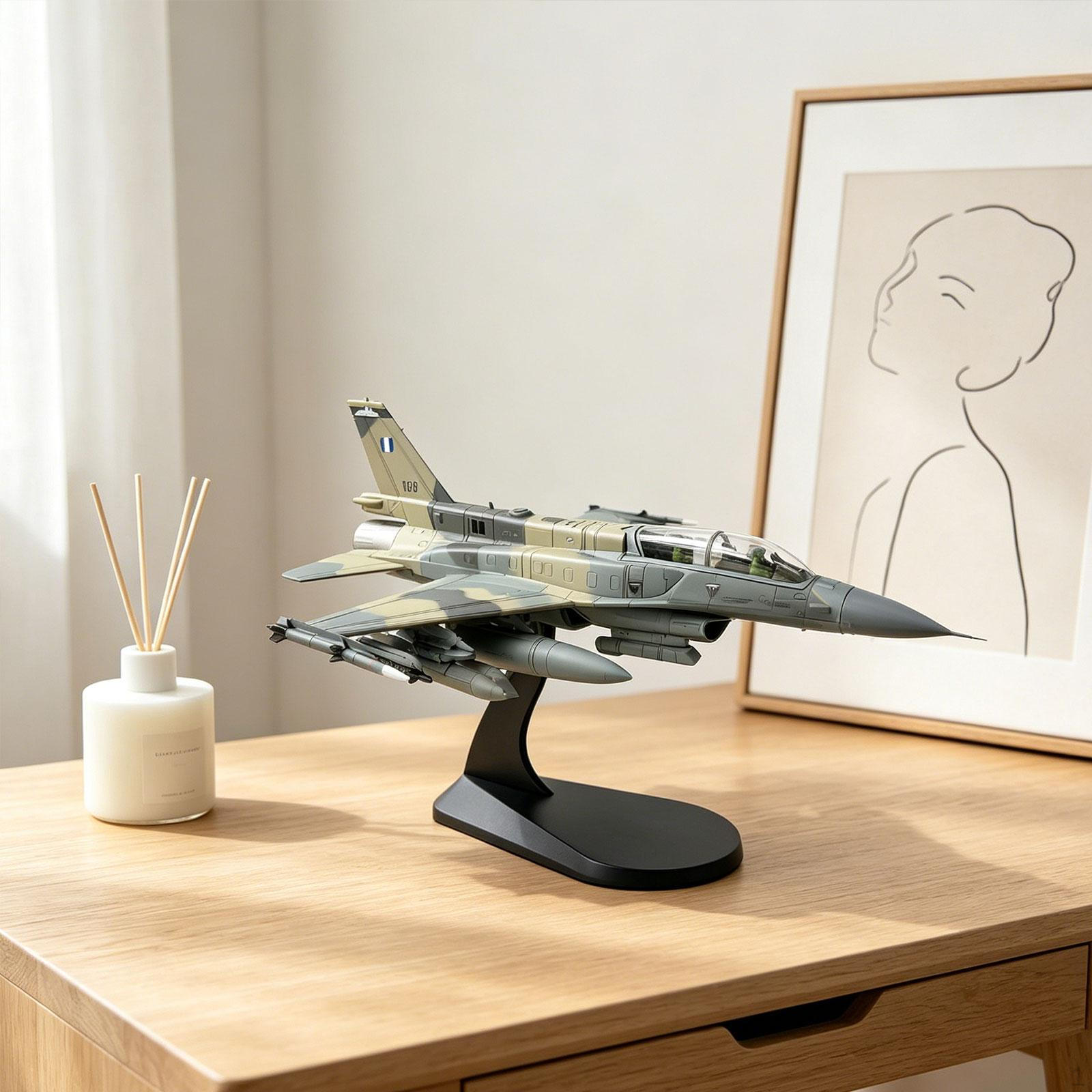 

1/72 Fighter Jet with Base Diecast Alloy Aircraft Home Decor Finished Airplane Model for Living Room