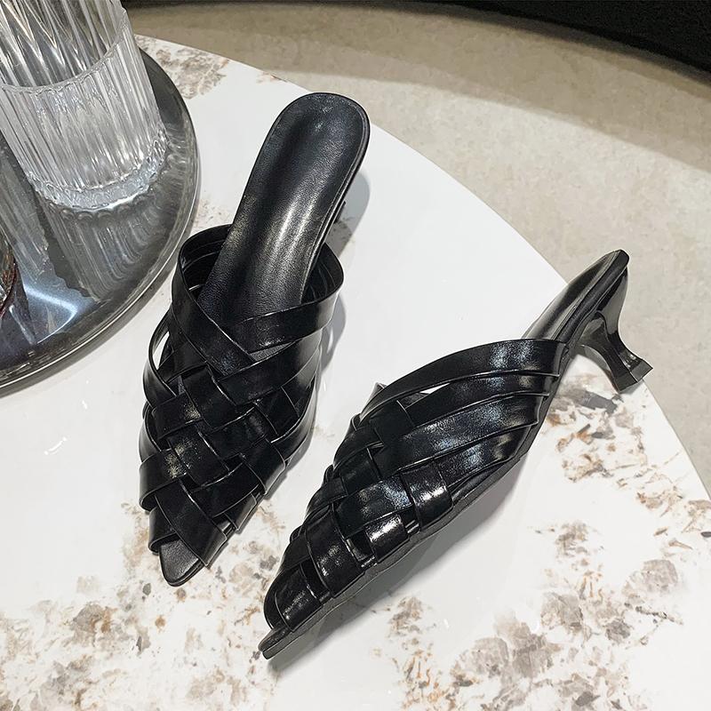 Fashion Summer Women Slipper Fashion Weave Pointed Toe Slip On Ladies Mules Shoes Flat Heel Sandal Shoes Dress Slides Mujer