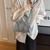 Lässige Schultertasche Kleine Tasche Damentasche 2024 Neue einfache Textur Umhängetasche Mode Handtasche Kleine quadratische Tasche