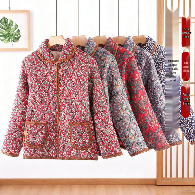 Floral Lapel Cotton Padded Jacket: Thick, Short Style for Middle-Aged and Elderly Women, Perfect for Autumn and Winter.