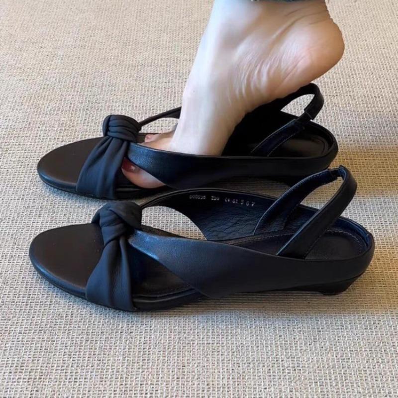 

Модные французские туфли на низком каблуке, универсальные туфли-кинк, женские 2025, новый нишевый дизайн, с открытым носком, с круглым носком, римские туфли 35