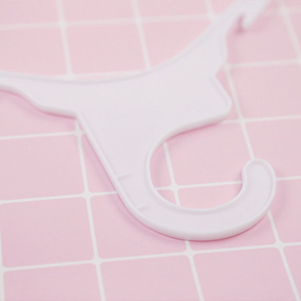 Space Saving Storage Solid Plastic Dog Accessories Pet Product Dog Clothes Hanger Clothing Rack