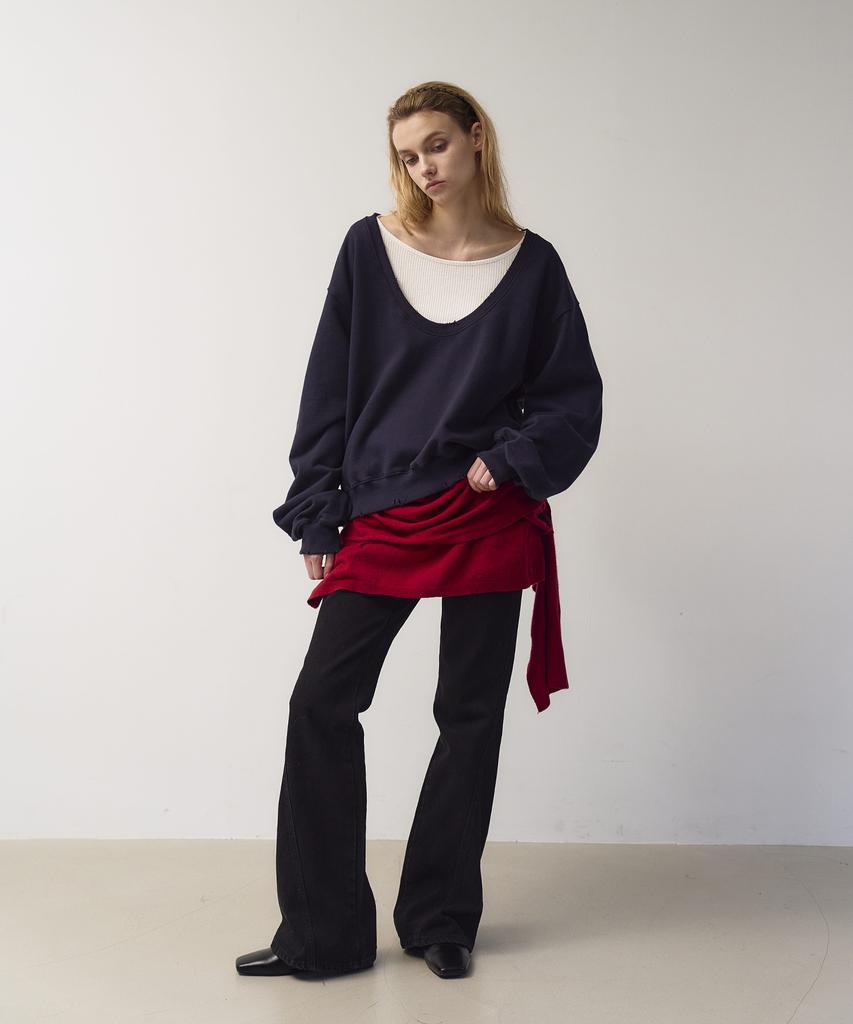 THE N:L Deep U-Neck Sweatshirt - [Navy]
