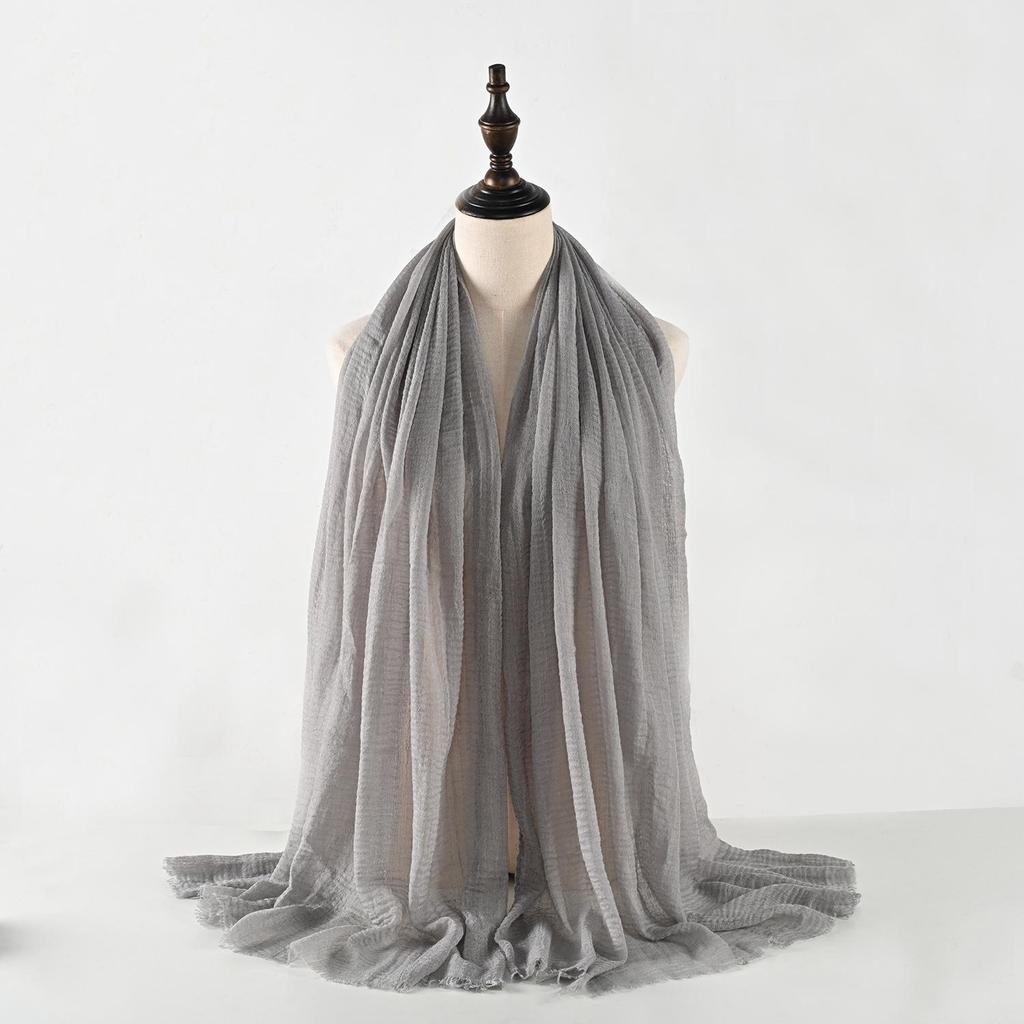 Crinkled Cotton-Linen Blend Scarf with Fringe - Solid Color, 90x180cm, Women's Headscarf