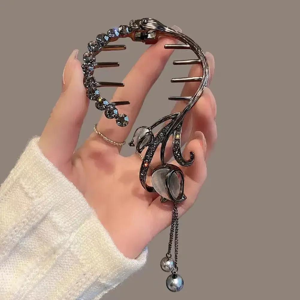 Vintage S Shape Plush Ball Dried Rose Hairpins for Women Ponytail Twist Hair Clips Fashion Shark Clip Barrettes Hair Accessories