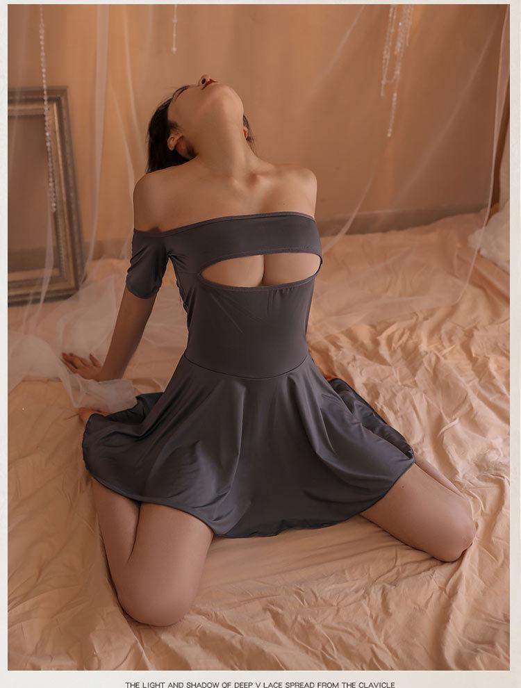 Sexy Strapskleid mit Strapsen - Elegante, kokette und aufreizende Nachtwäsche für Frauen