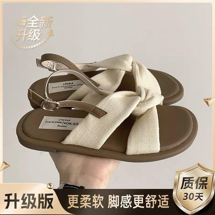 

Design sense niche flat sandals women s 2025 summer seaside silver cool slippers beach shoes wear Roman women s shoes 40