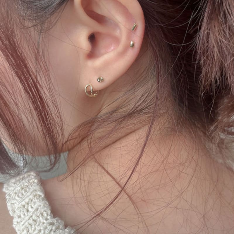 youngglow 14k loop line one touch earring