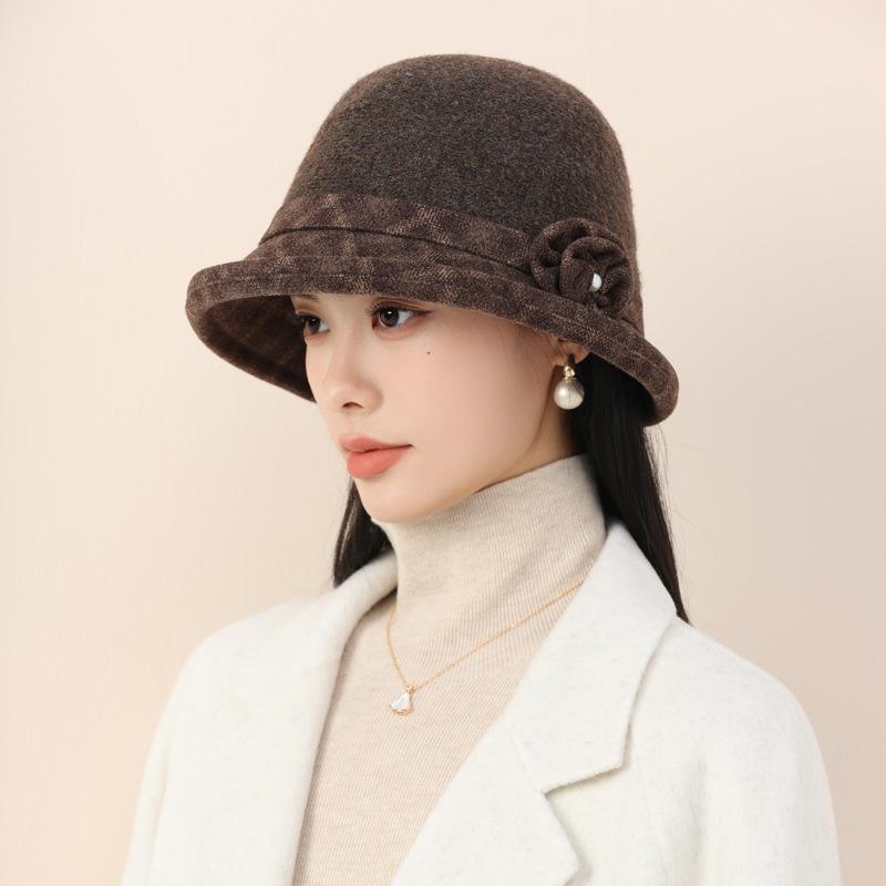 Autumn and Winter Hat Women's Retro Bucket Hat Middle-aged and Elderly Hat Basin Hat Hat for Women, Autumn Winter Versatile Warm Cold Weather Cap