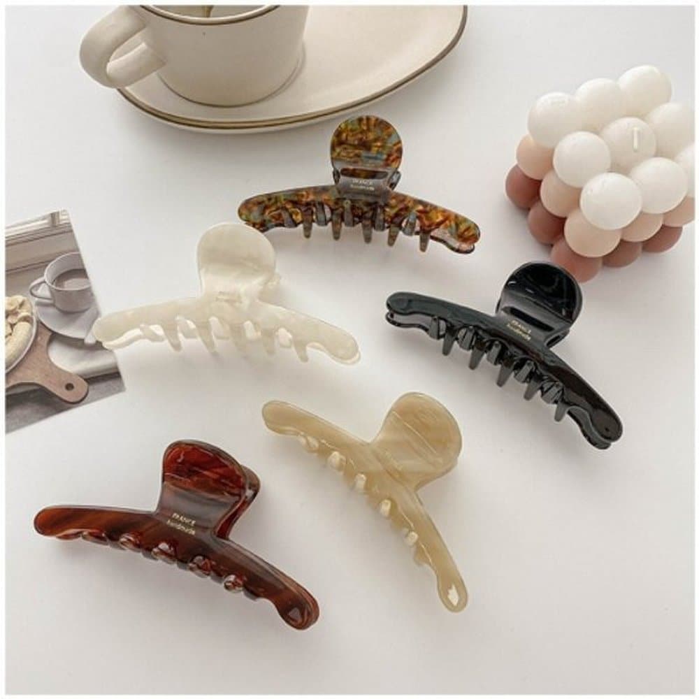 

Lettering marble hair clip mermaid