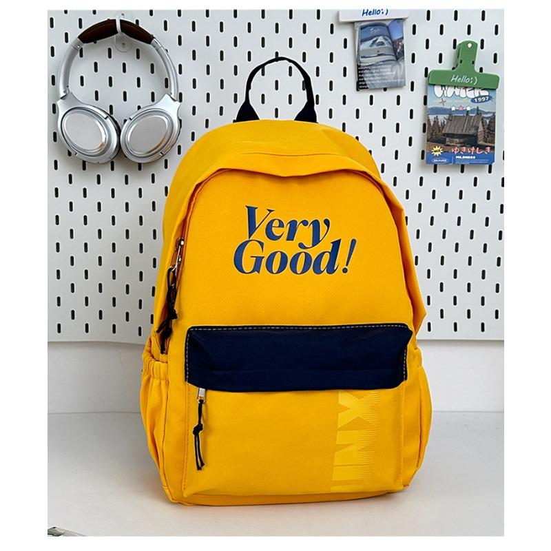 A Niche Japanese-style Backpack, A Retro Large-capacity Casual Backpack, and A Lightweight and Versatile Backpack