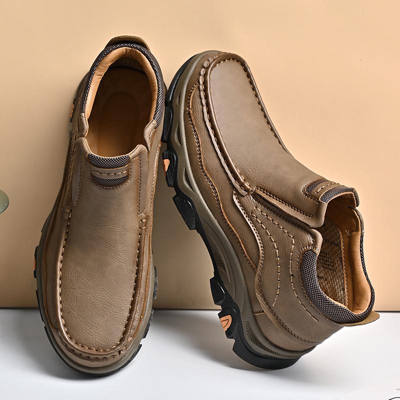 Men's Large Size Wear-Resistant Winter Leather Boots with Thick Sole