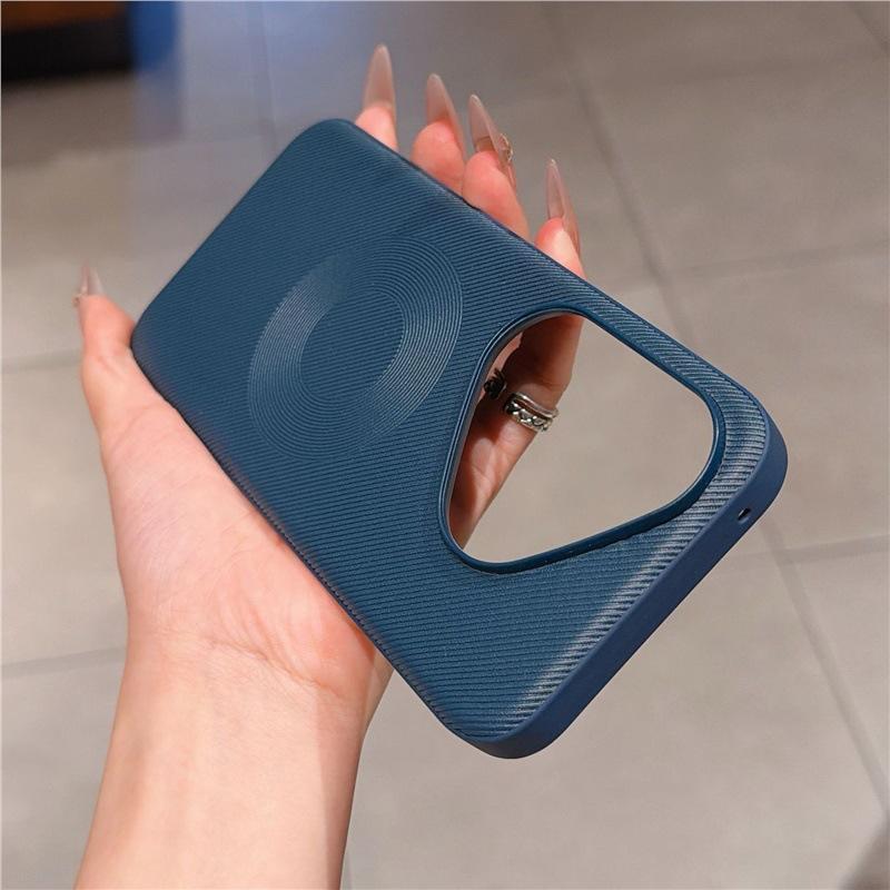 Suitable for Huawei Pura90promax matte soft-edged mobile phone case, strong magnetic suction PURA90 plain leather anti-skid sheath