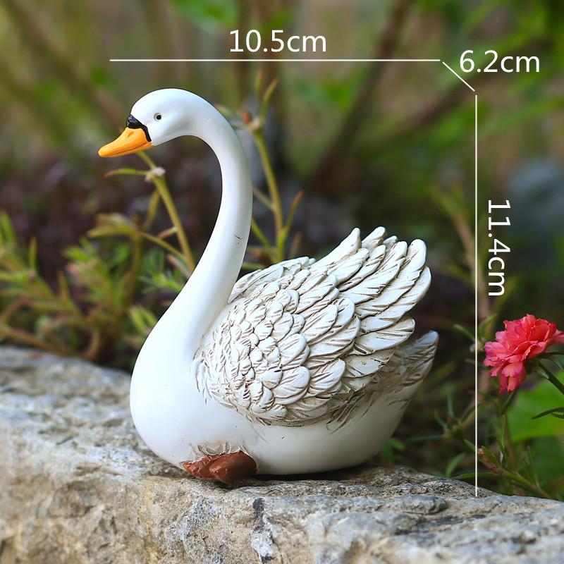 Simulation Animal Resin Crafts Ornaments Swan Statue Garden Outdoor Pond Animal Figures  Home Decoration Accessories Plant Pots