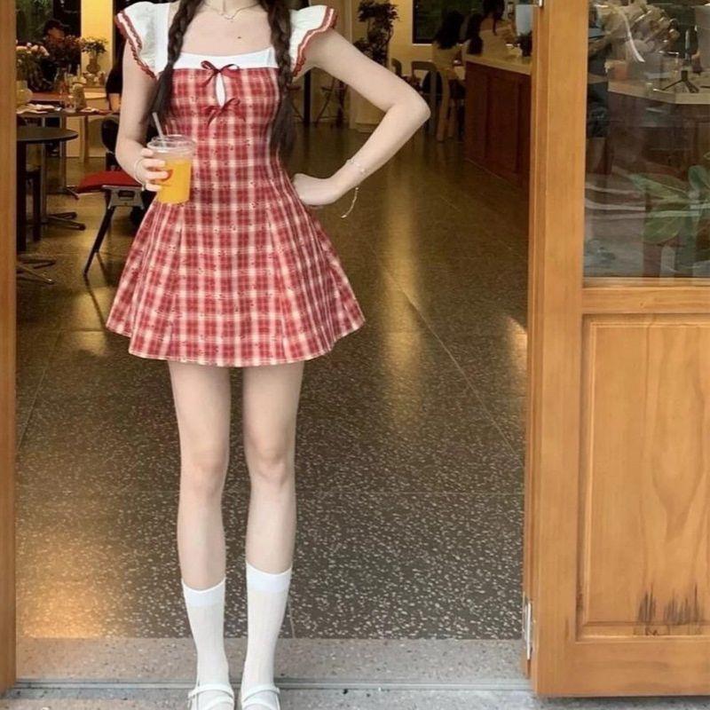 Versatile Short Skirt for Petite Women, New Summer Style, Red Plaid Look, Slimming, Sweet and Elegant Flutter-Sleeve Dress