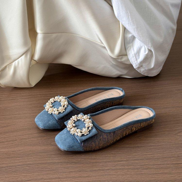 

Baotou half slippers women s summer outer wear 2025 summer new square head lazy Muller pearl flat sandals shoes 35