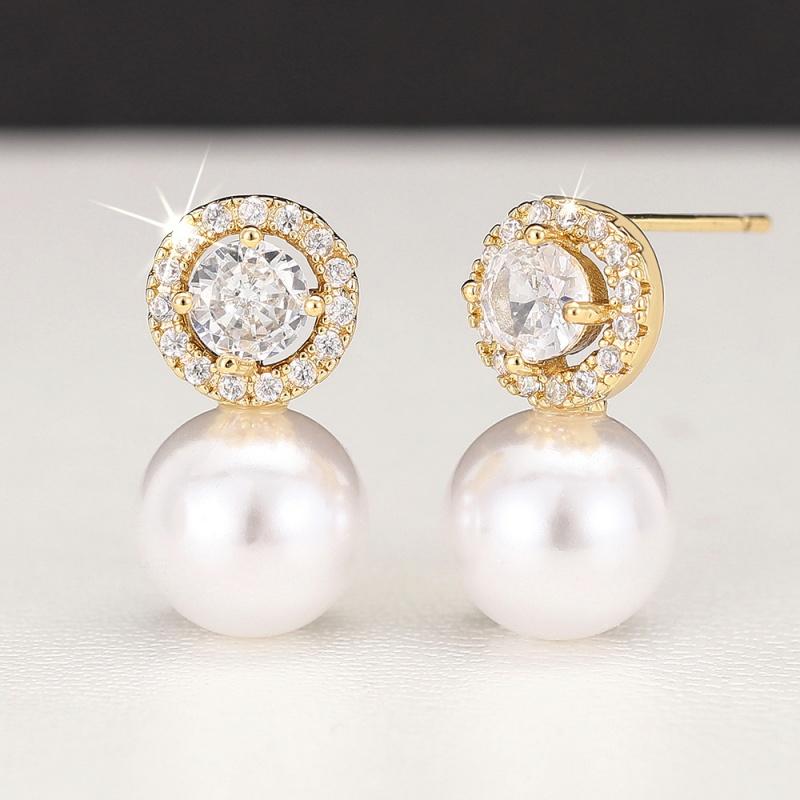 Huitan Imitation Pearl Lady Stud Earrings Elegant Female Accessories for Party Engagement Trendy Versatile Jewelry with Shiny CZ