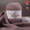Hand-Knitted Medium-Thick Pure Cashmere Yarn Ball for DIY Projects - Perfect for Scarves and Gifts