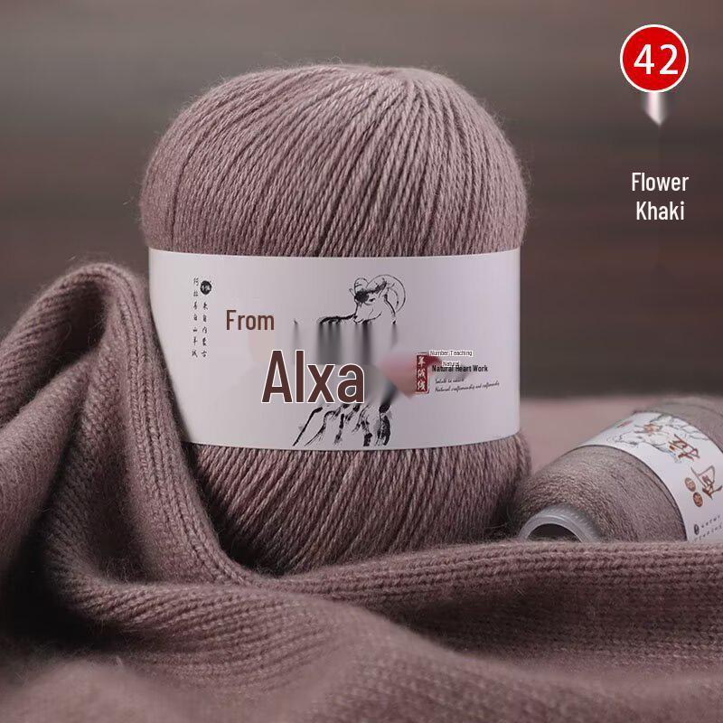 Hand-Knitted Medium-Thick Pure Cashmere Yarn Ball for DIY Projects - Perfect for Scarves and Gifts