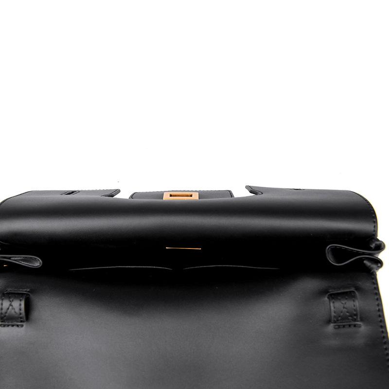 Single Shoulder Bag, Women's New High-end Fashion Handbag, Simple Texture, Versatile Crossbody Bag, Commuting Underarm Women's Bag