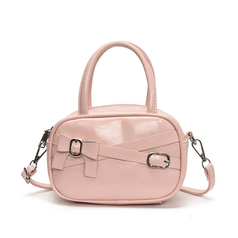 This year, Korean niche design sense, portable bowling bag, versatile high-end sense, foreign style fashion messenger women's bag