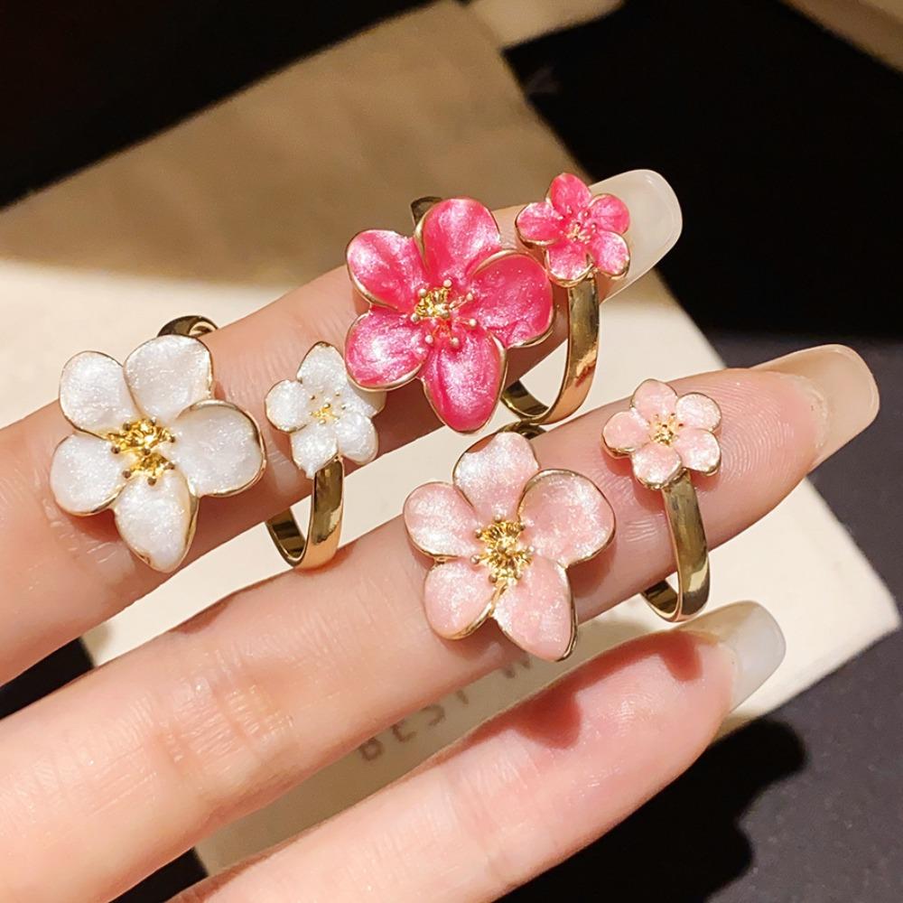 Metal Women Peach Blossom Ring Adjustable Open Jewelry Ring Flower-shaped Ring Birthday Gift