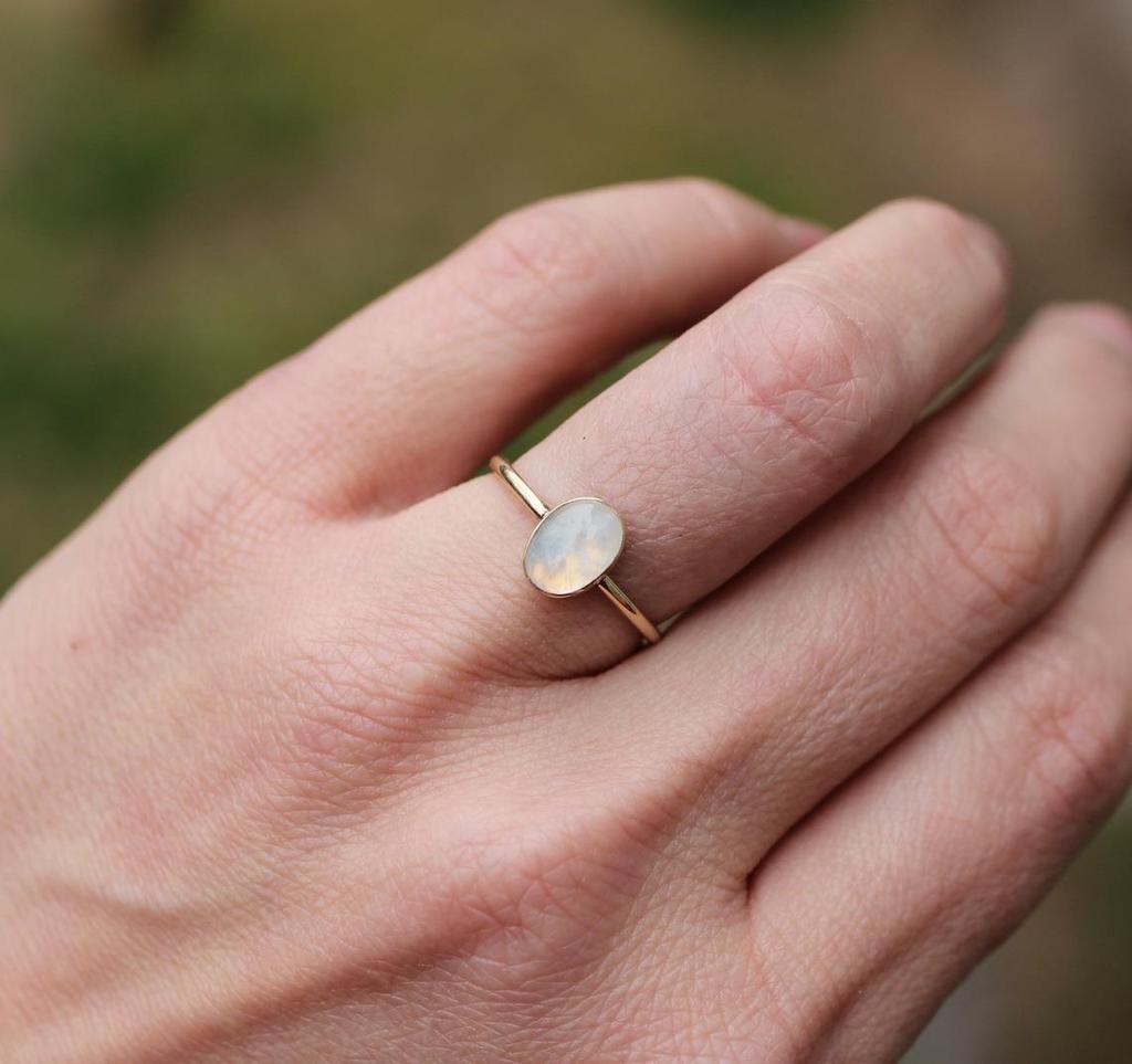 Rainbow Moonstone RIng // Gold Moonstone Ring // Oval Moonstone Ring // Moonstone Stacking Ring // 14K Gold Filled Moonstone Ring