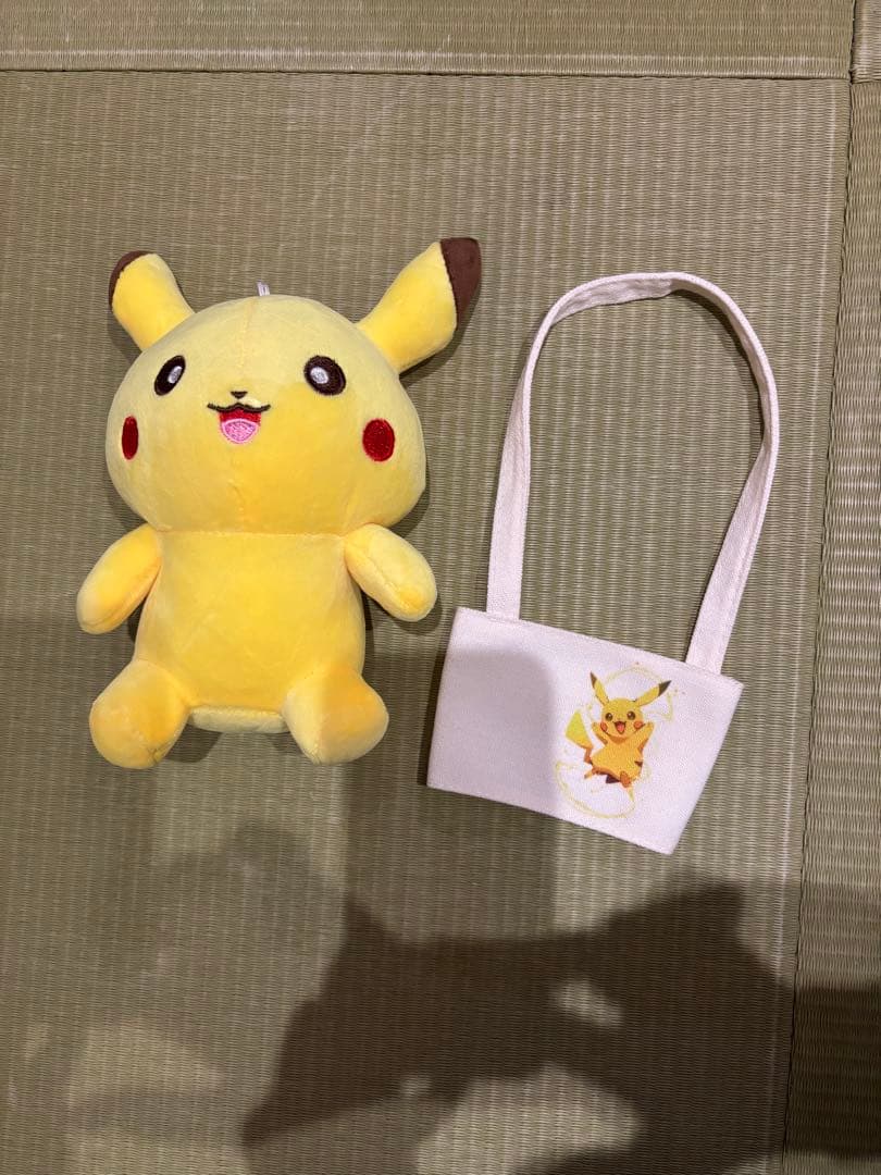 Pikachu Pokemon plush toy drink holder
