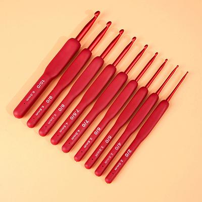 1Pc Red Crochet Hook Silicone Handle Aluminum Hand Knitting Needles Crocheting