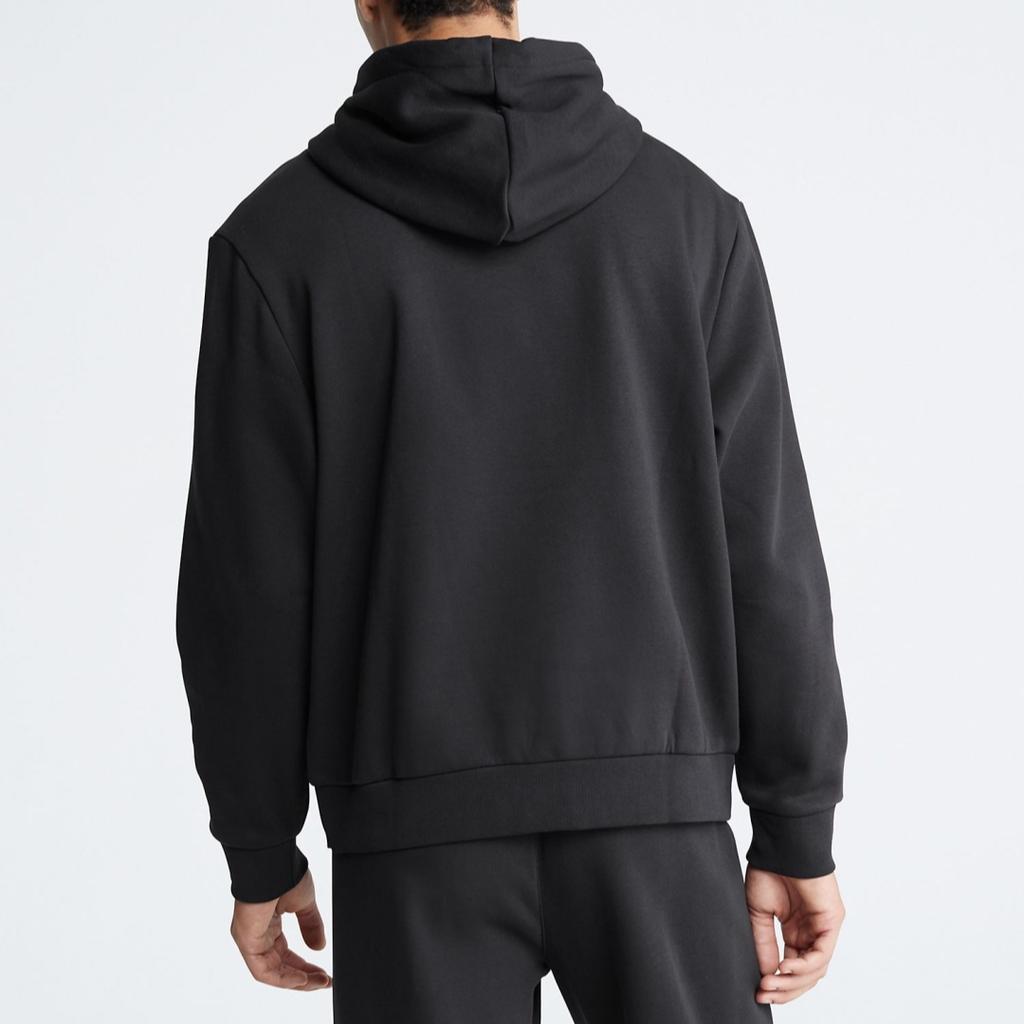 Calvin Klein Minimalistická pohodlná ležérní mikina s kapucí a dlouhým rukávem Pánské topy Černá 40QP431-001