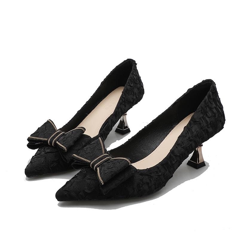 2025 new French high heels women's thin heels spring and autumn shallow mouth bow pointed women's single shoes temperament small heels